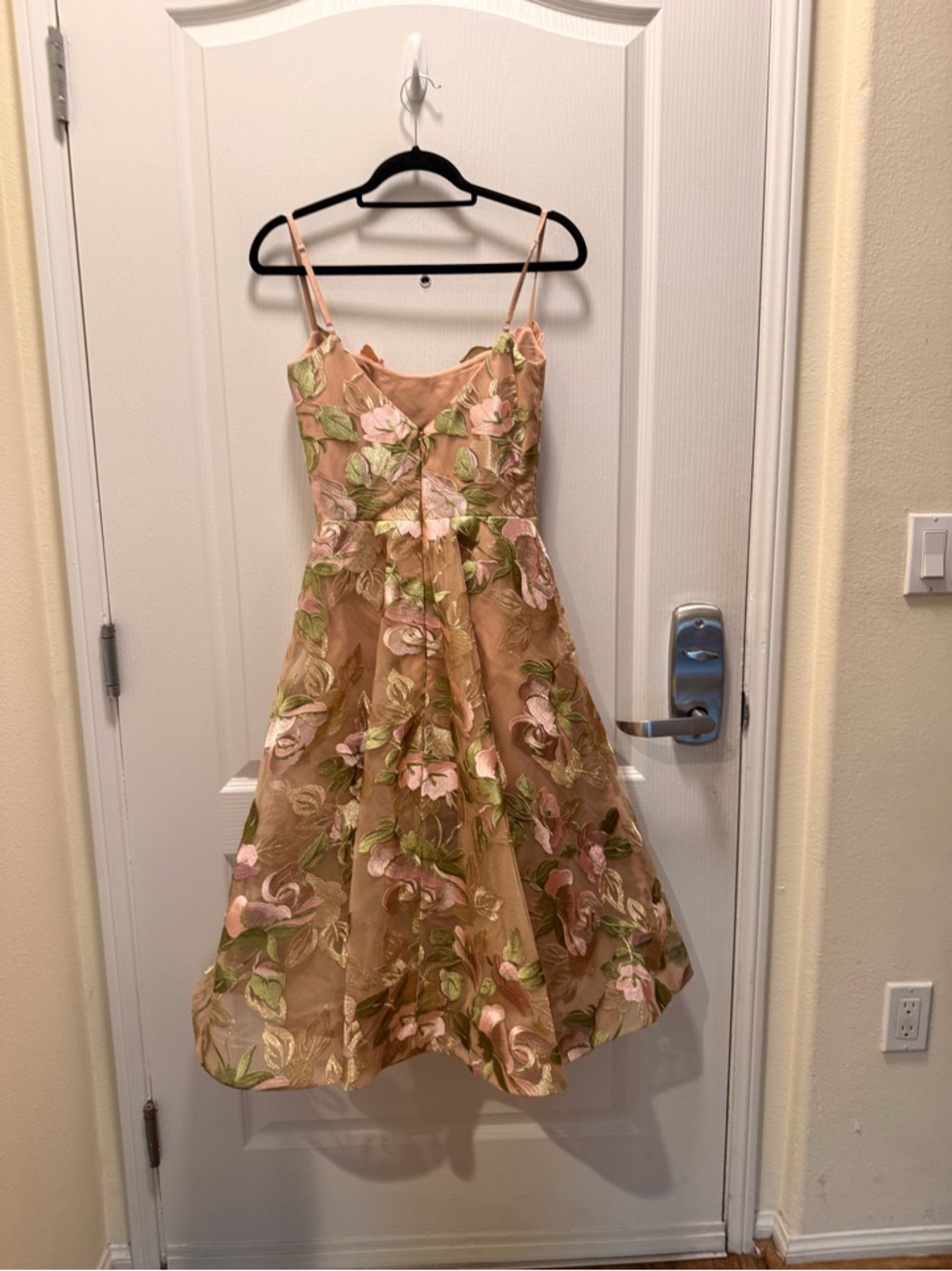 HELSI Embroidered Floral Sleeveless Cocktail Dress Size XS NWT - Picture 5 of 7